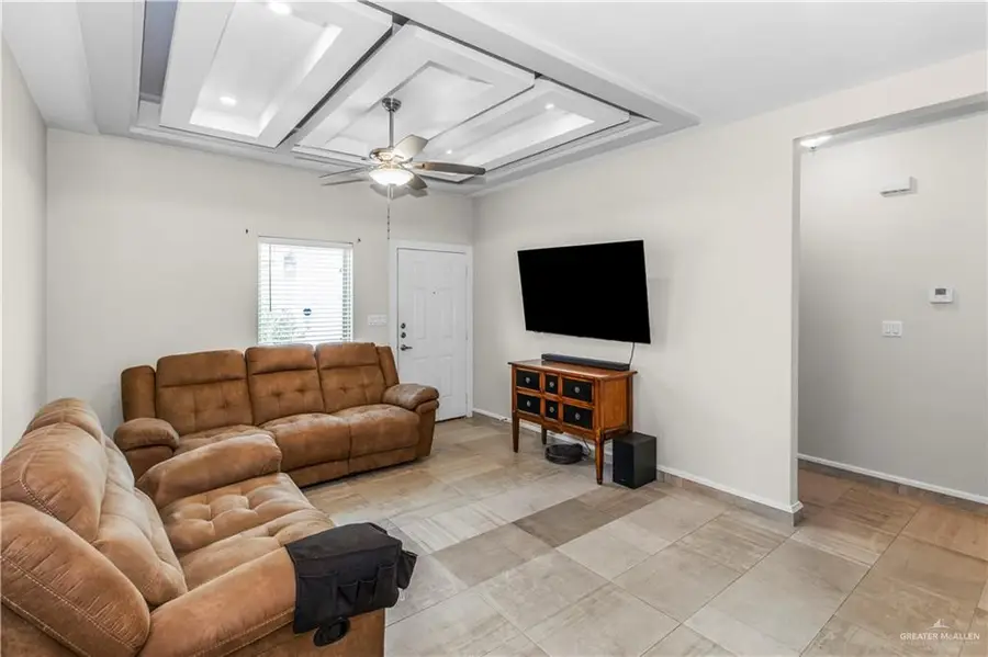 406 Peabody Avenue, Edinburg, TX 78539 - #3