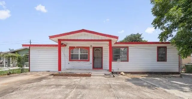 2443 E Harrison Street, Brownsville, TX 78520 - #1
