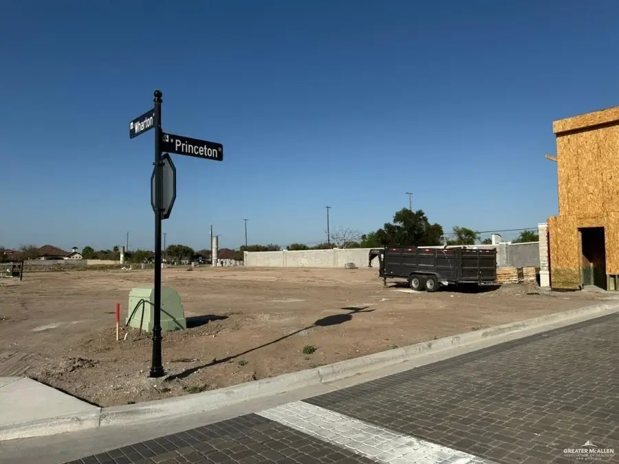 3204 S Wharton Avenue, Edinburg, TX 78539 - Image #3