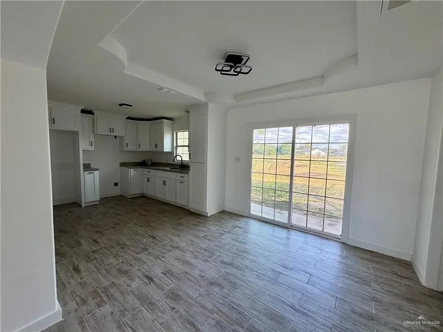 408 E Darlene Drive, Pharr, TX 78577 - Image #3