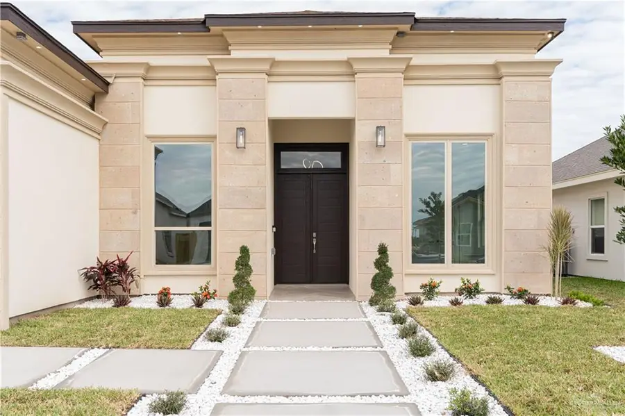 1311 E Danielle Avenue, Pharr, TX 78577 - Image #2