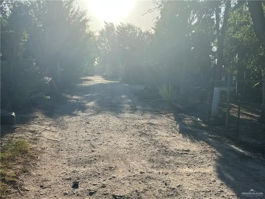 16519 E Salida Del Sol Street E, Salida Del Sol Estates, TX 78567 - Image #2