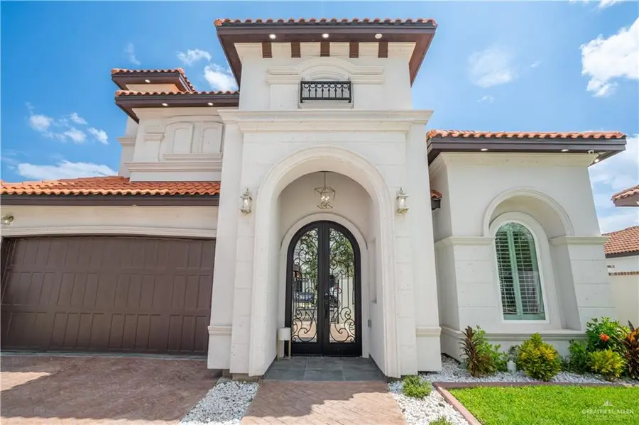 5009 Pecan Avenue, McAllen, TX 78501 - #3