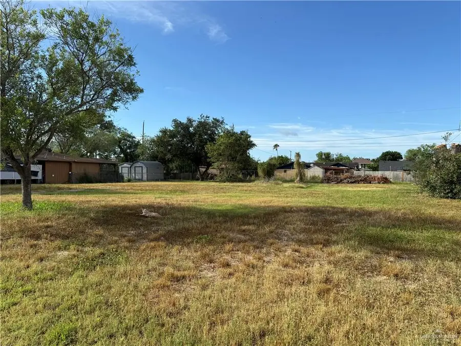 308 W Stubbs Street, Edinburg, TX 78539 - Image #2