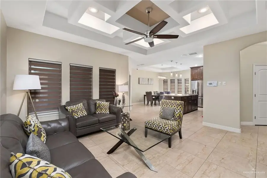 705 E Arapaho Avenue, Pharr, TX 78577 - Image #3