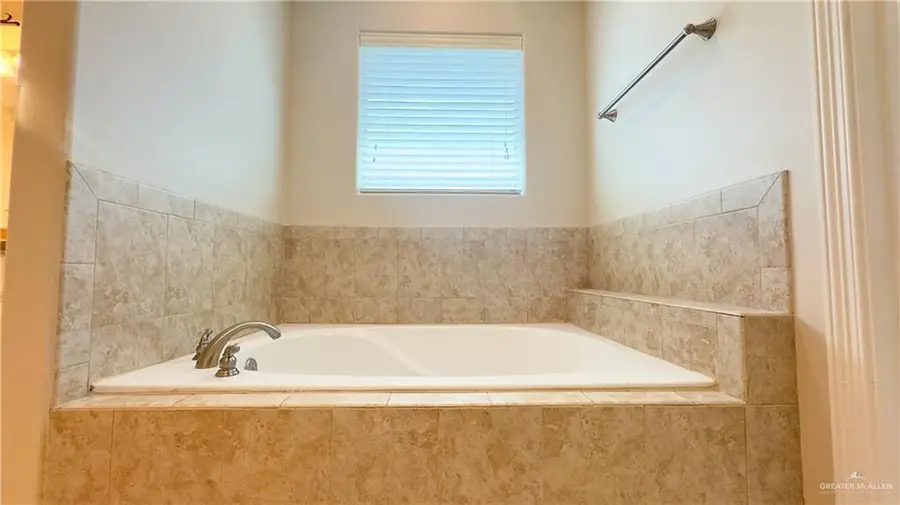 1718 Karis Court, Harlingen, TX 78550 - Image #3