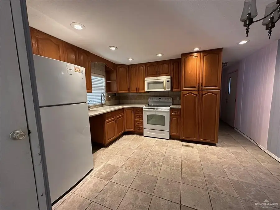 1510 E Business 83 #F22, Mission, TX 78572 - #2