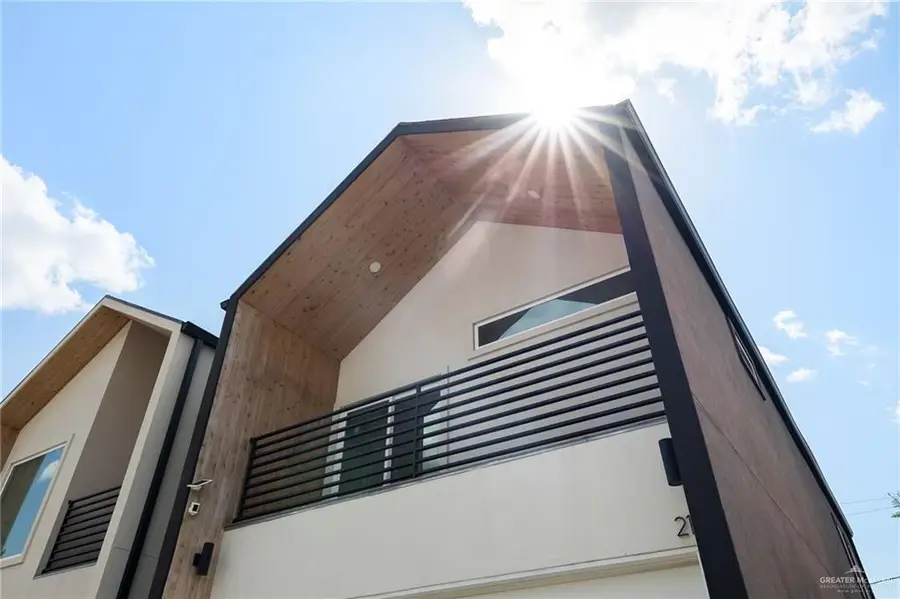 211 N 28th Street, McAllen, TX 78501 - Image #2