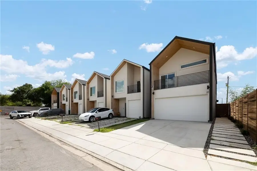 211 N 28th Street, McAllen, TX 78501 - Image #3