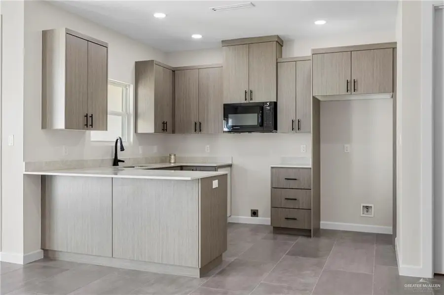 2211 Dorado Drive, Mission, TX 78573 - Image #3