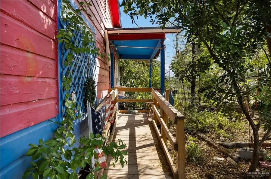 1113 W Chavez Street, Edinburg, TX 78541 - #2