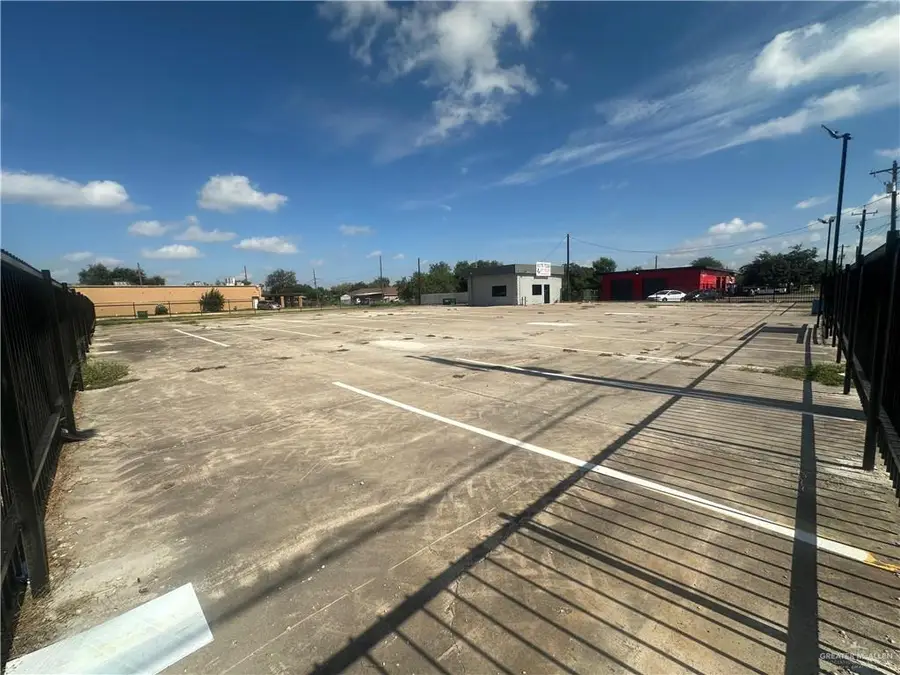 407 N Veterans Boulevard, Pharr, TX 78577 - Image #2