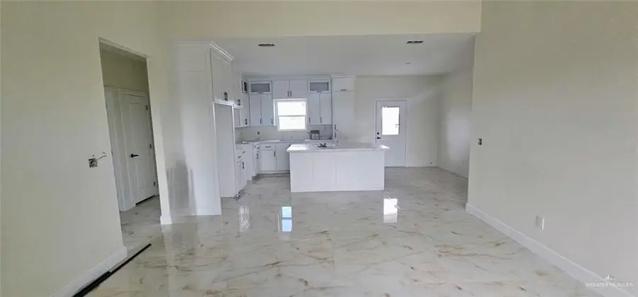 121 Lenon Street, Edcouch, TX 78538 - Image #3