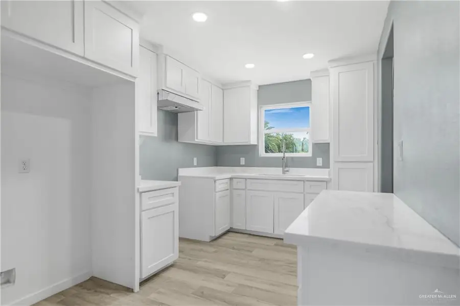 1409 Celilo Drive, Alamo, TX 78516 - Image #3