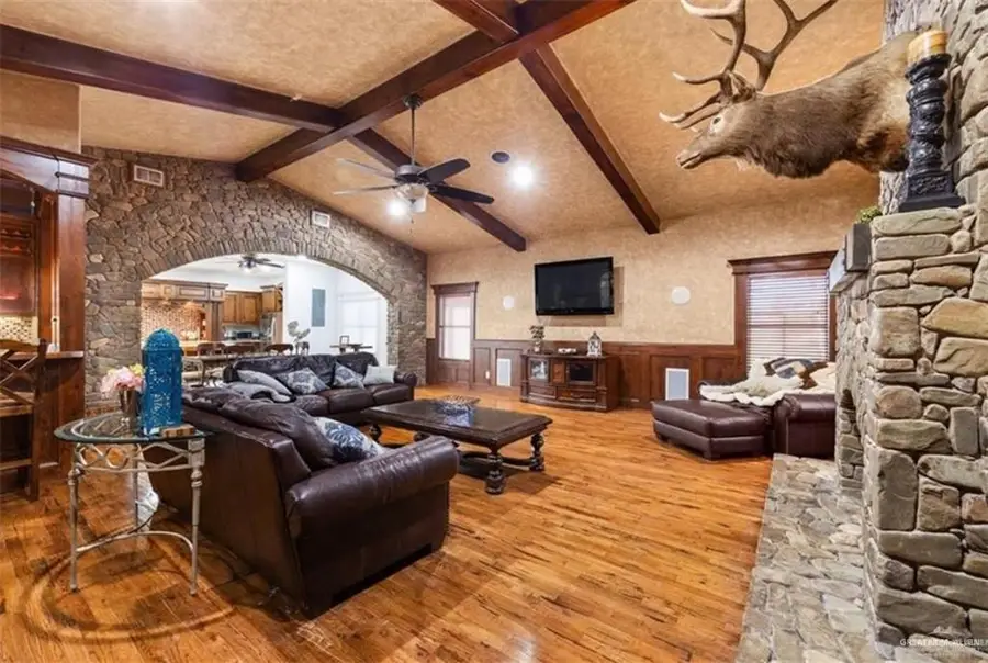 326 W Mile 11 N, Weslaco, TX 78599 - Image #2