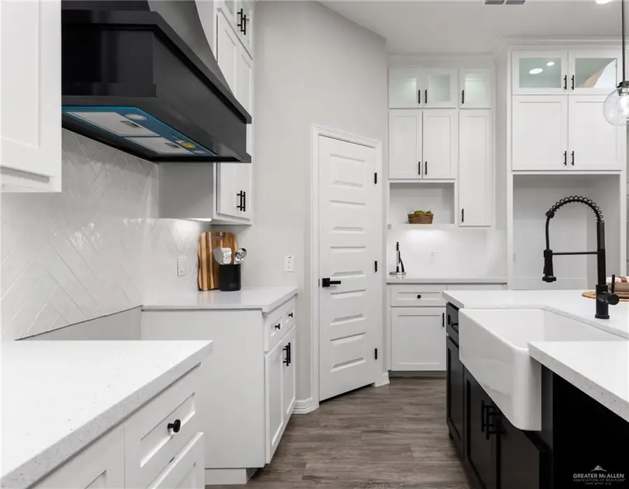 2305 Blue Sky Drive, Weslaco, TX 78596 - Image #3