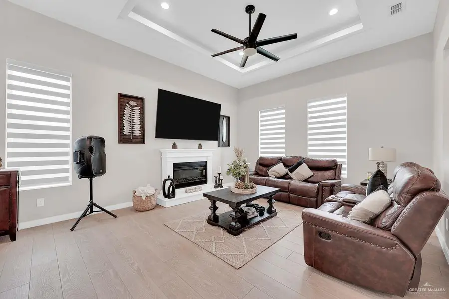 2821 Kilgore Avenue, McAllen, TX 78504 - #2