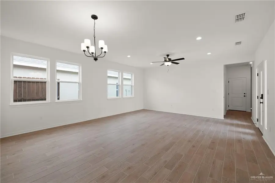 3713 Westway Avenue, McAllen, TX 78501 - Image #2