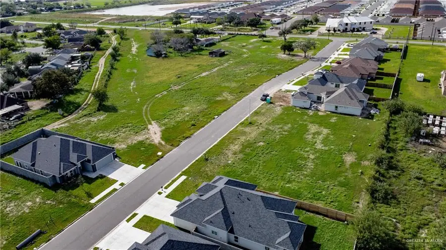 613 La Pointe Avenue, Alton, TX 78573 - Image #2