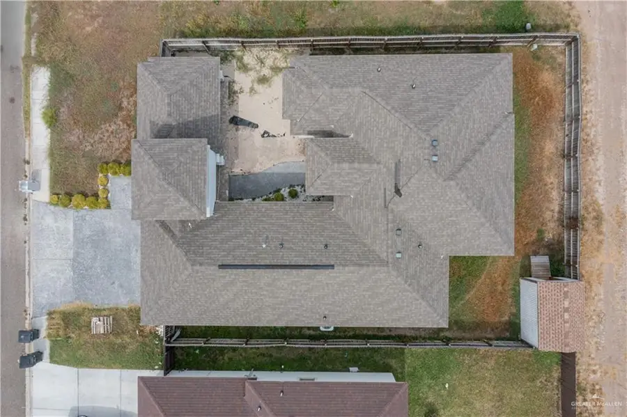 1101 W I Street, Mission, TX 78572 - #3