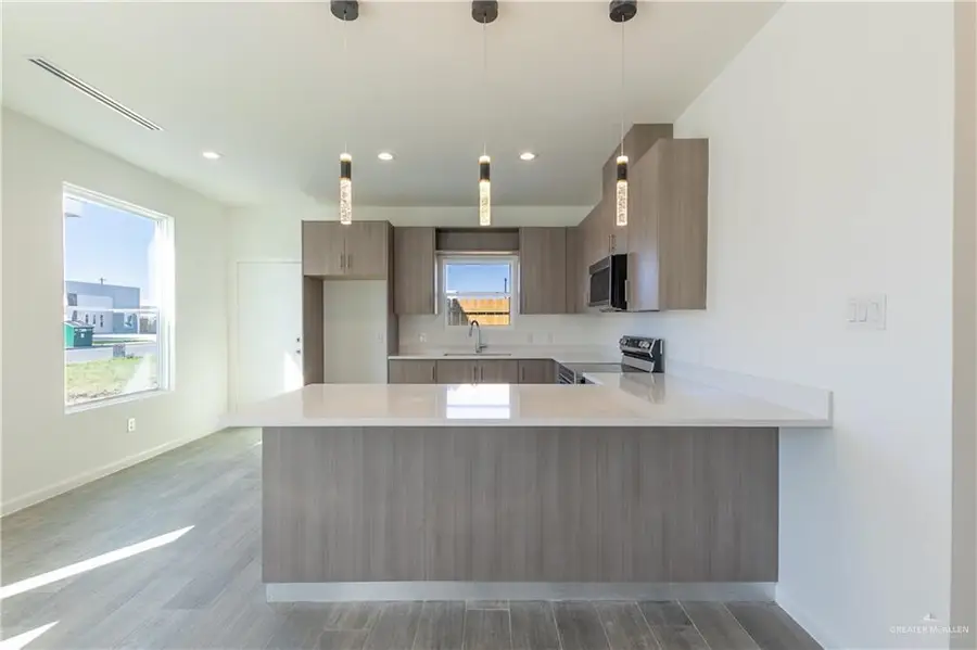 5708 Ozark Avenue, McAllen, TX 78504 - Image #2