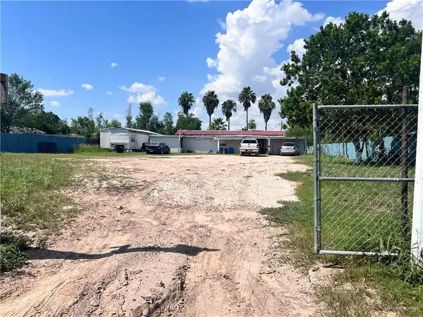 805 Coyote Street E, Donna, TX 78537