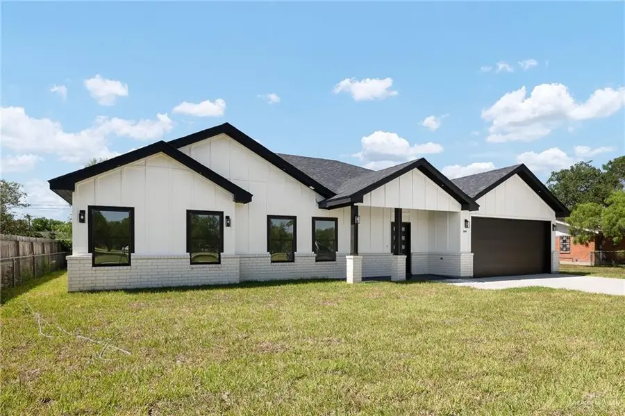 504 E Vfw Avenue, Elsa, TX 78543 - Image #3