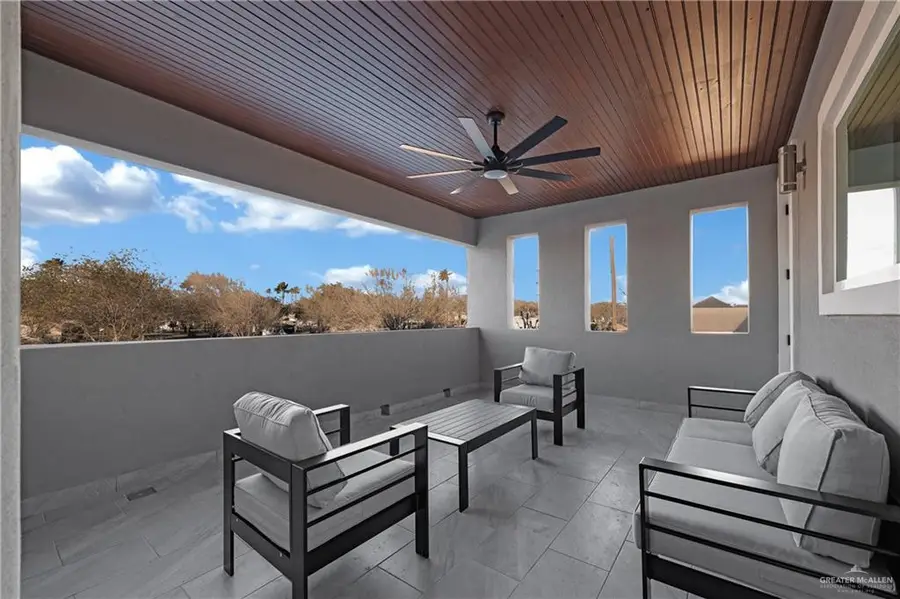 600 W Seminole Avenue, Pharr, TX 78577 - Image #2