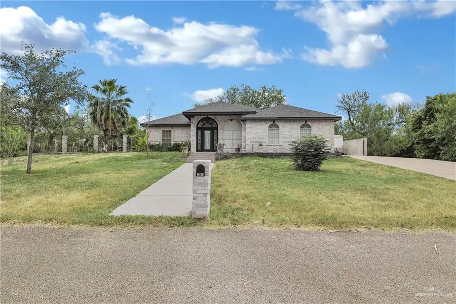 964 S Kika De La Garza Boulevard, La Joya, TX 78560 - Image #2
