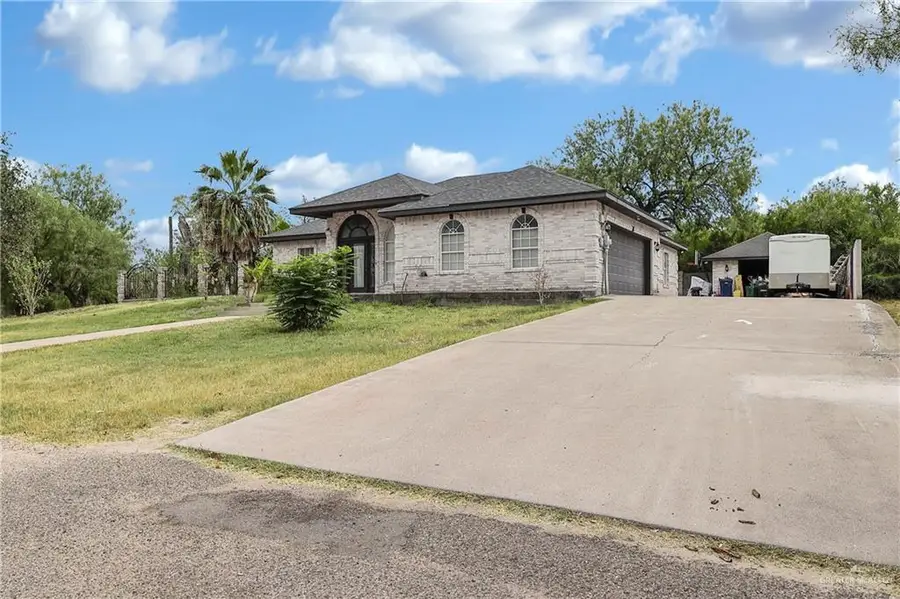 964 S Kika De La Garza Boulevard, La Joya, TX 78560 - Image #3