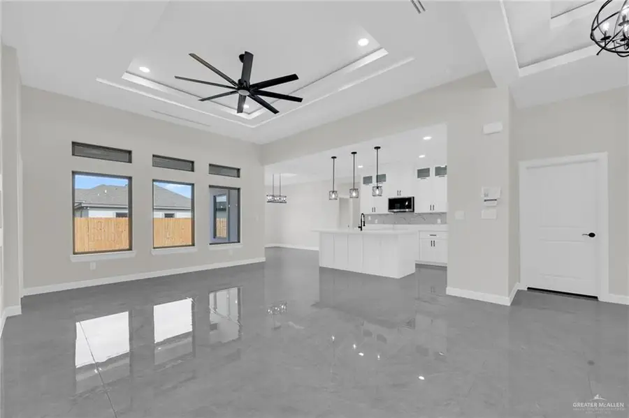 1012 N Buxton Avenue, Edinburg, TX 78541 - #2