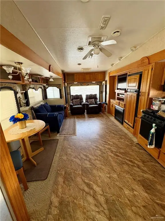 210 Harness Dr Harness Drive, Mission, TX 78574 - Image #2