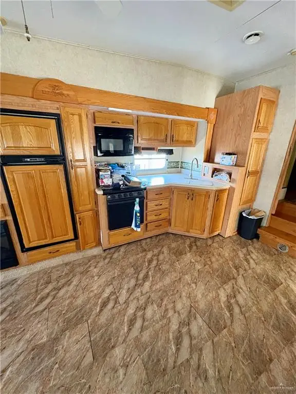 210 Harness Dr Harness Drive, Mission, TX 78574 - Image #3