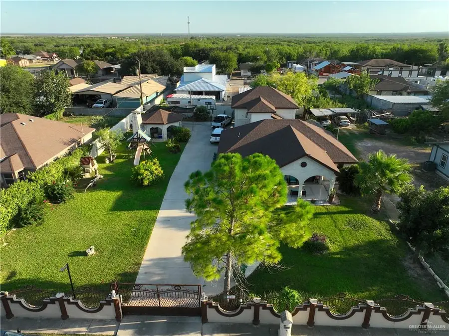 11 El Venadito Lane, Rio Grande City, TX 78582 - Image #2