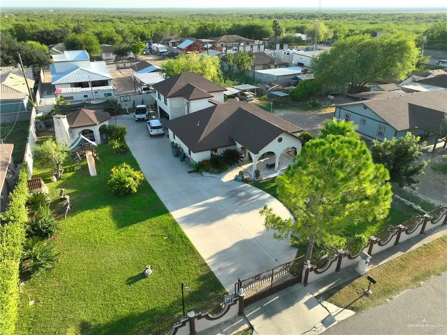 11 El Venadito Lane, Rio Grande City, TX 78582 - Image #3