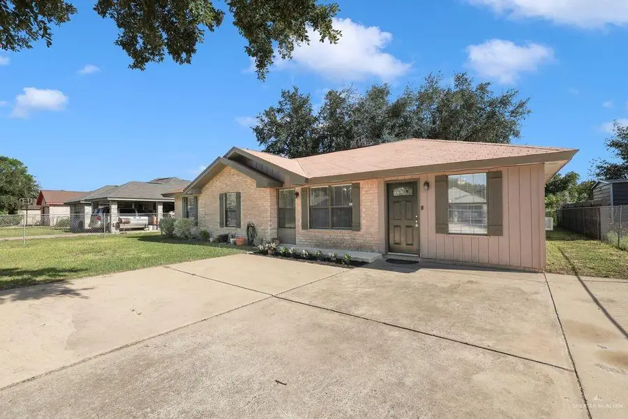 127 Armstrong Street, Donna, TX 78537 - Image #2