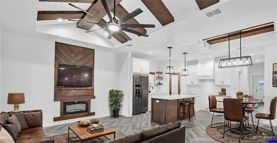 411 Jubiloso Avenue, Donna, TX 78537 - Image #3