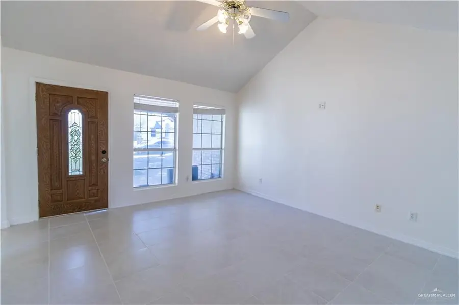 404 Chile Pequin Drive, Donna, TX 78537 - Image #3