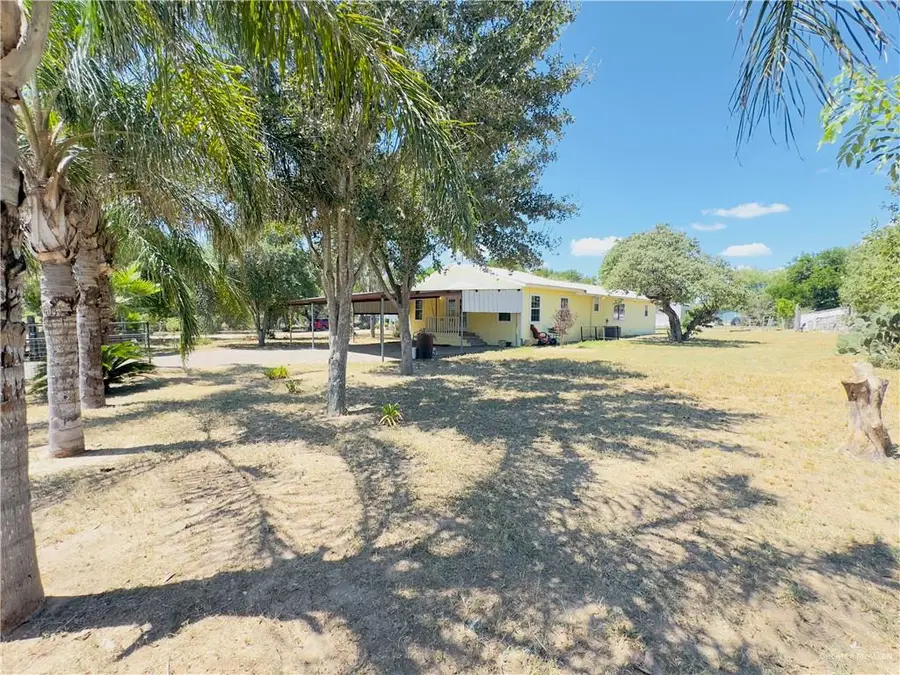 29163 Lincoln Avenue, Hargill, TX 78549 - Image #2