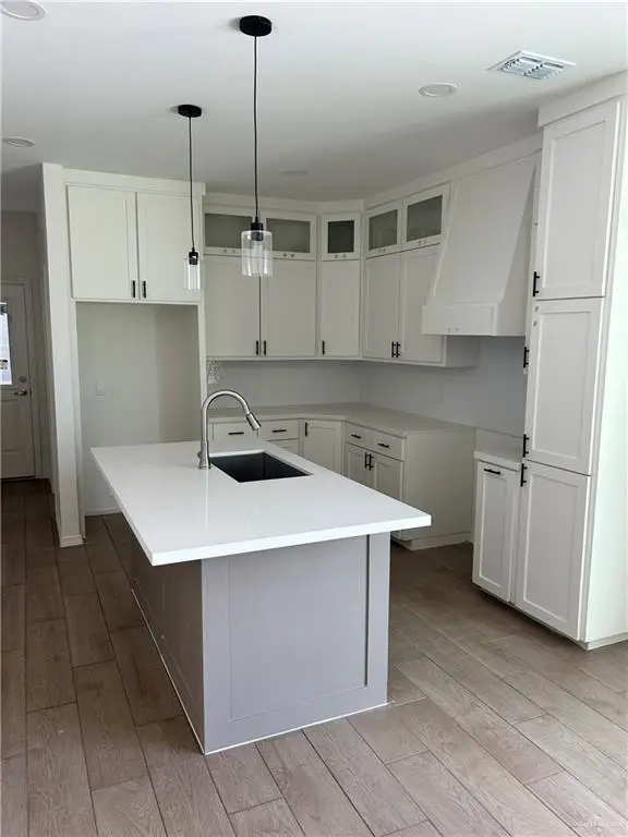 2112 E San Andrea Street, Edinburg, TX 78542 - #3