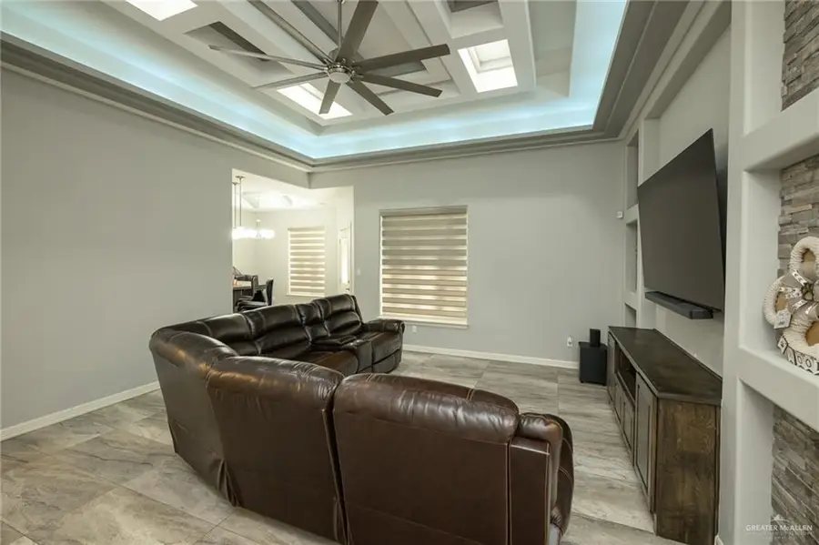 421 Dyanez Street, Mercedes, TX 78570 - Image #3