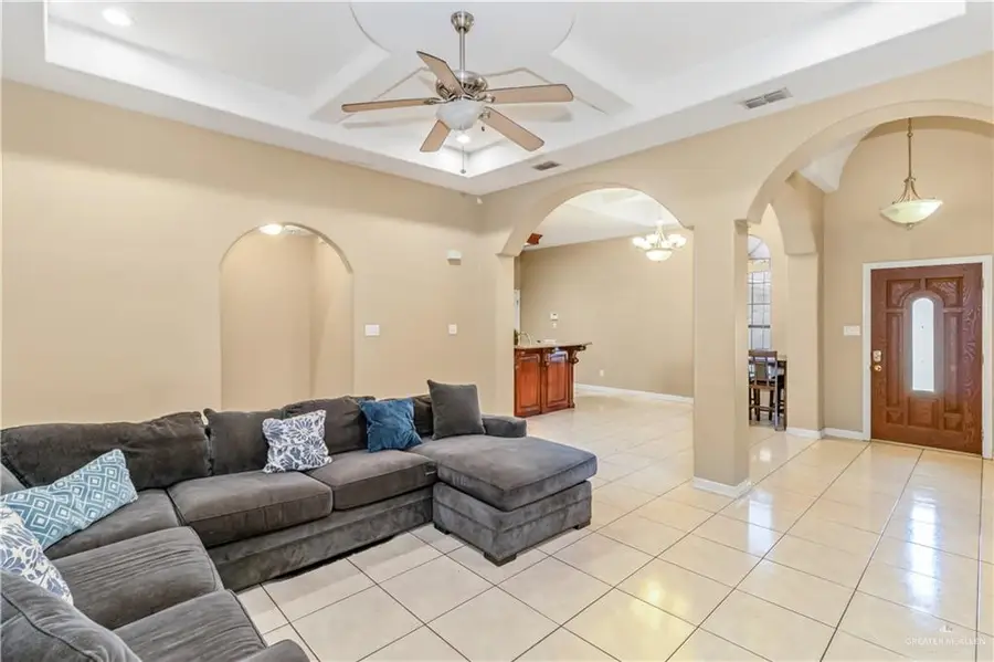 520 E Feather Avenue, Pharr, TX 78577 - Image #3