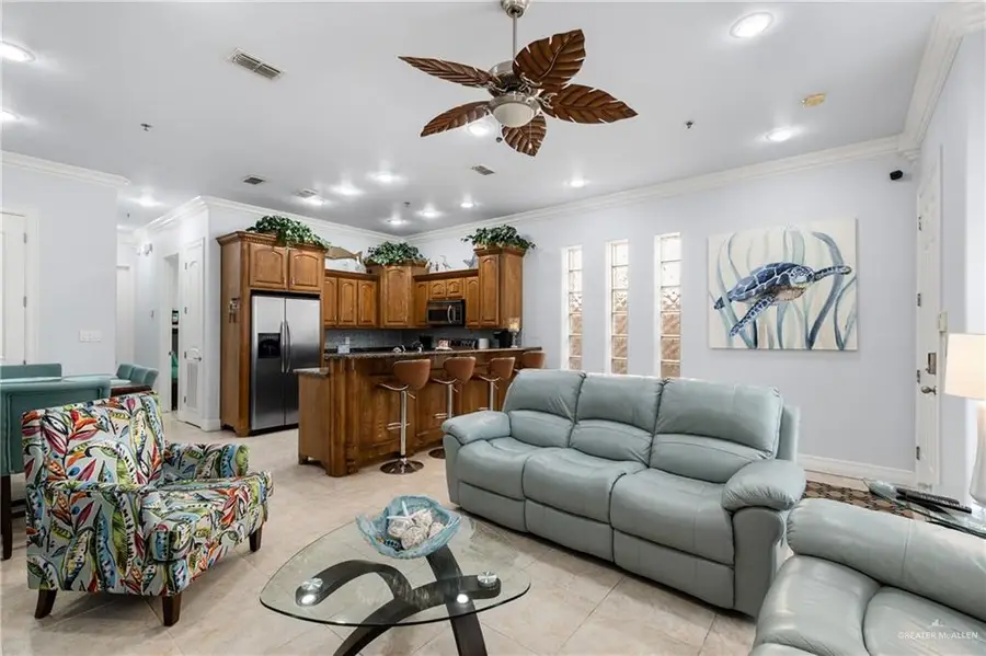123 E Saturn Lane #D-4, South Padre Island, TX 78597 - Image #2