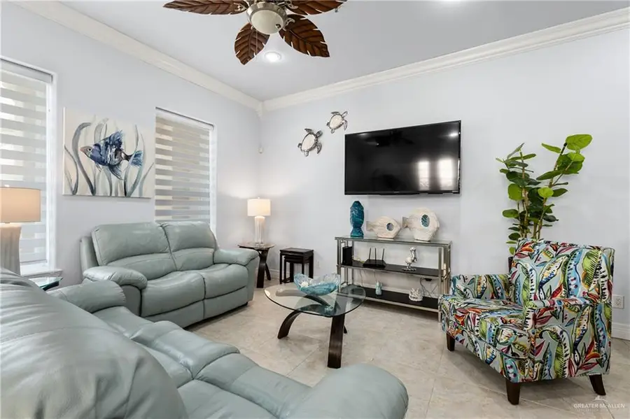 123 E Saturn Lane #D-4, South Padre Island, TX 78597 - Image #3