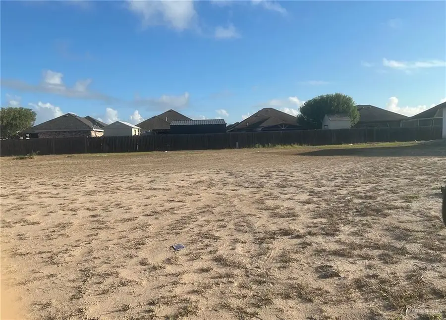 204 Paradise Street, Rio Grande City, TX 78582 - Image #2