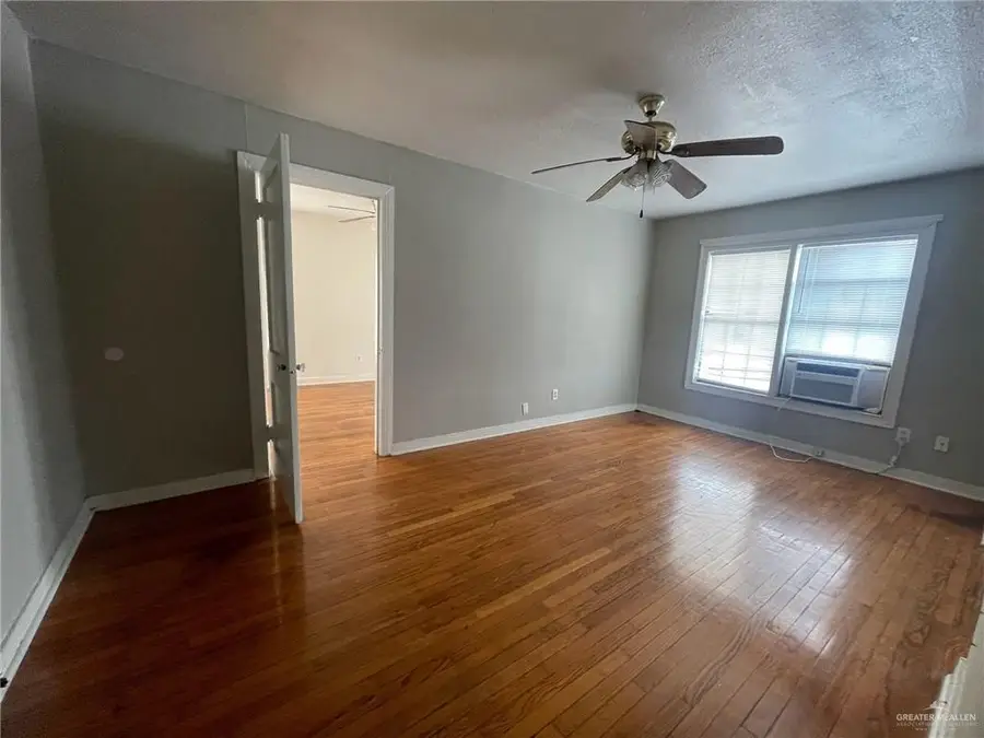 1721 N 11th Street, McAllen, TX 78501 - Image #2