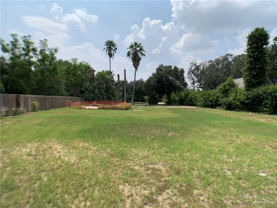 402 Austin Avenue, Harlingen, TX 78550 - Image #3