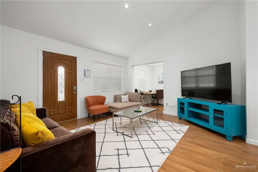 1119 Barnes Street, Mission, TX 78572 - Image #3