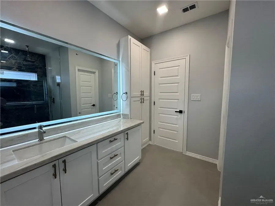 3312 S Kerala Avenue, Edinburg, TX 78539 - Image #2