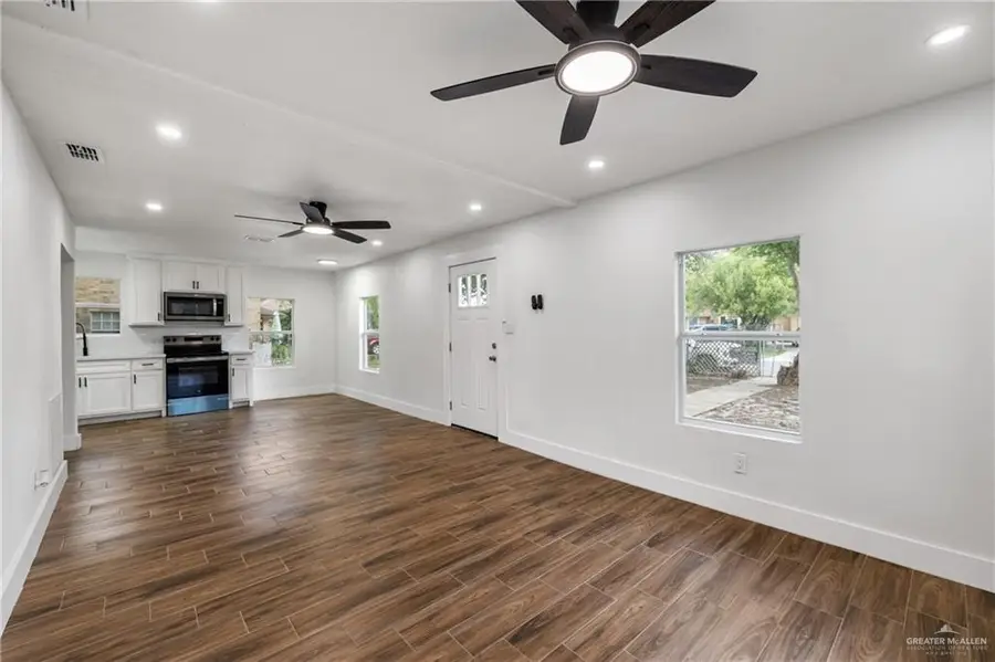 211 Elm Street, Donna, TX 78537 - Image #3